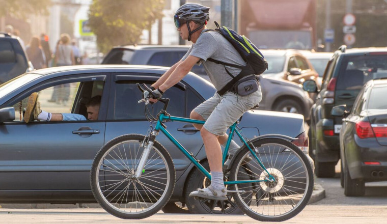 UK drivers issued '1.5 metre' overtaking rule reminder