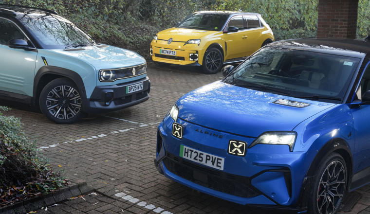 Renault 5 and 4 among four EVs eligible for £3750 discount