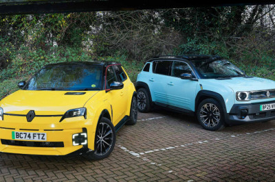 Renault 5 and 4 boosted by full £3,750 Electric Car Grant