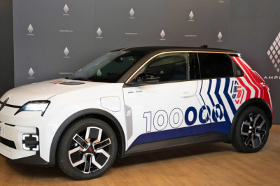 The 100,000th new Renault 5 has already been built