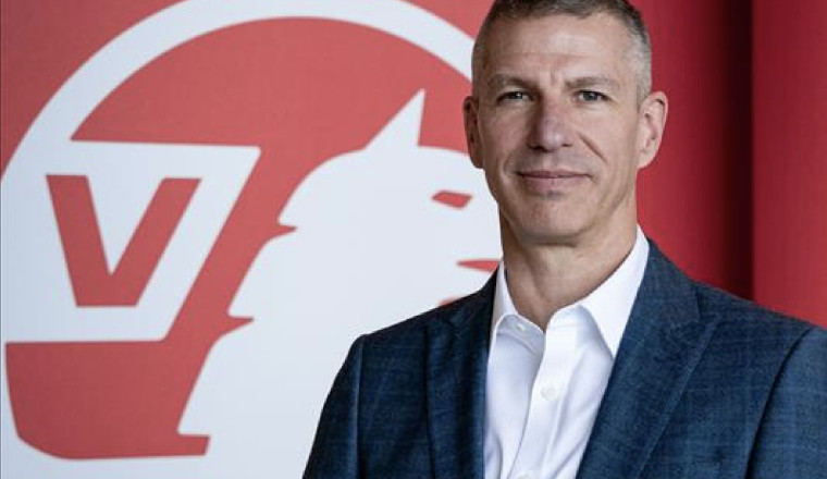 Vauxhall MD Steve Catlin departs after just six months as Eurig Druce re-takes control of brand
