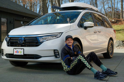 Pete Davidson Is a Minivan Guy. We Talked to Him About Dad Life and His Custom Honda Odyssey
