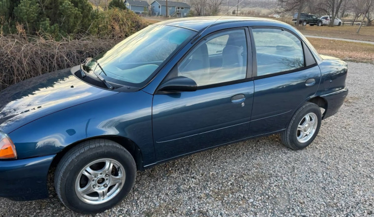 At $7,995, Is This 1998 Chevrolet Metro A Small Wonder?