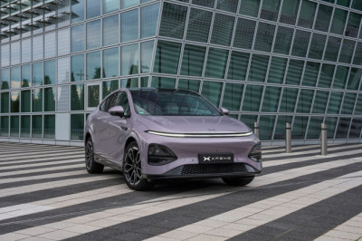 Food-chain Leon appoints administrators; Starmer’s new Labour peers; Xpeng updates G6