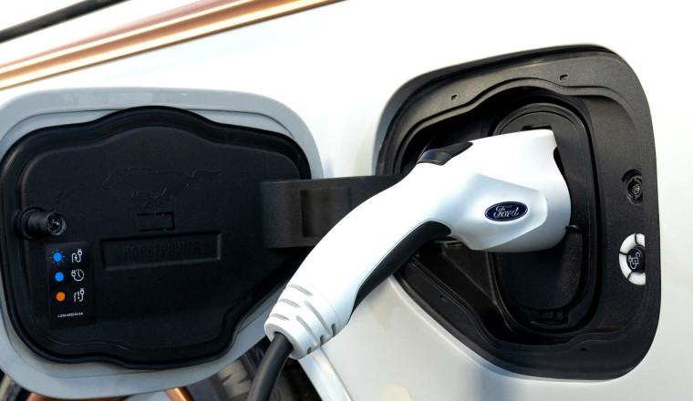 These Dealers Say Ford Paid $600 For EV Repairs Worth Nearly 40 Times