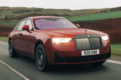 2025 Rolls-Royce Black Badge Ghost | UK Review