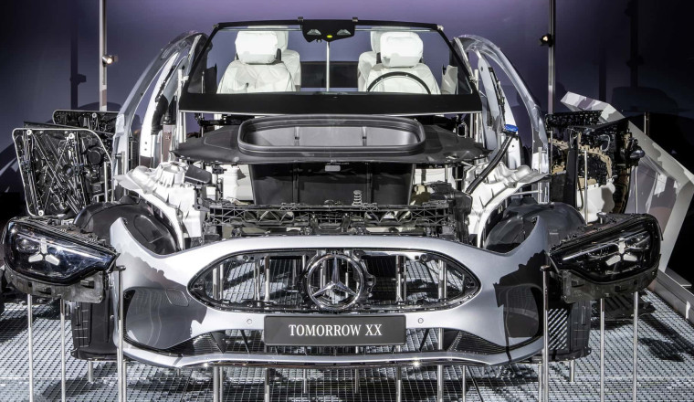 Mercedes Will Use Screws to Make Headlights Repairable