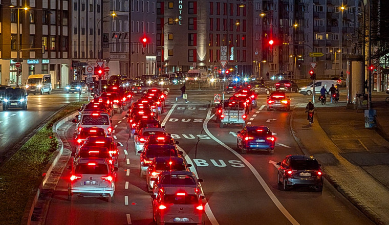 Official: EU scraps 2035 ban on new ICE car sales