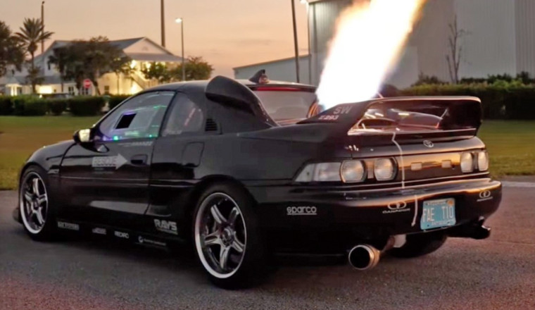 This Flame-Throwing Toyota MR2 Is Supercharged With a Chinook Helicopter Turbine
