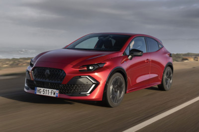 2027 Renault Clio Hybrid Review