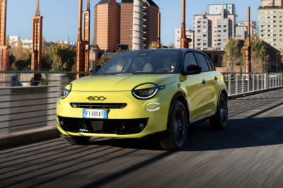 The Fiat 600 Sport Is Cosplaying As A Hot Hatch