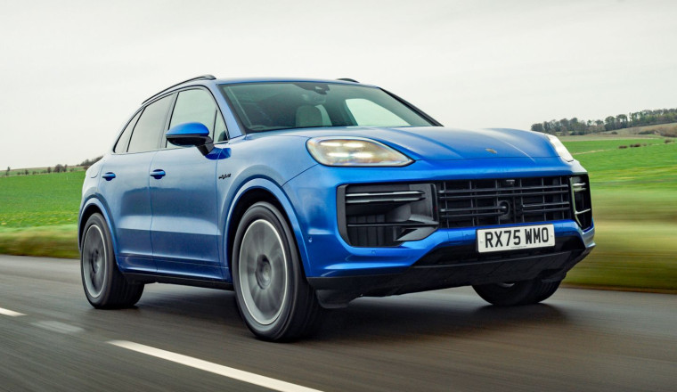 2025 Porsche Cayenne Turbo E-Hybrid | UK Review
