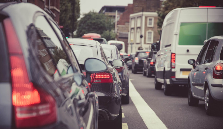 Christmas travel: how to find traffic information and avoid delays