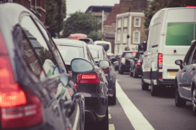 Christmas travel: how to find traffic information and avoid delays