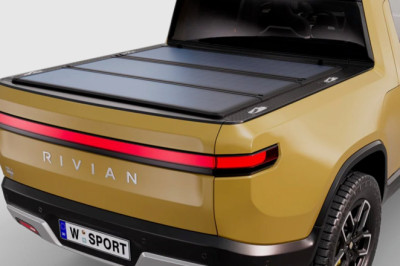 Now You Can Get A Solar Tonneau Cover For Your Rivian R1T