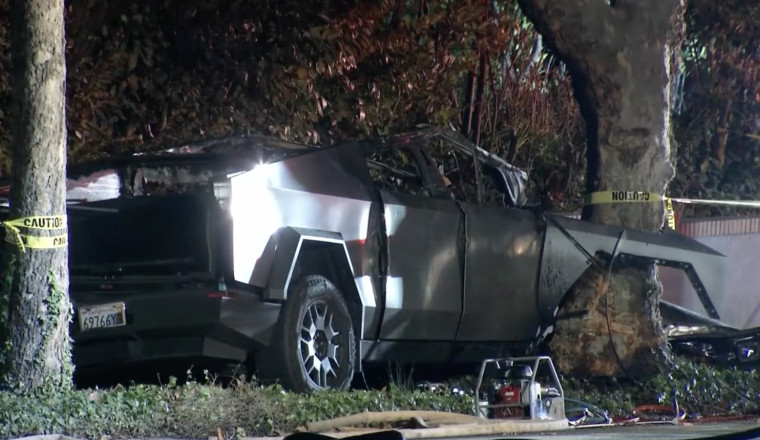 Tesla Door Malfunctions Have Led To 15 Deaths Following Crashes: Report