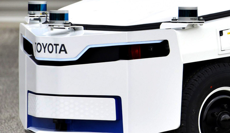 These Driverless Toyotas Just Took Control At Japan’s Busiest Airport