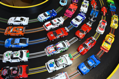 Model student: How to win at slot car racing - according to the pros