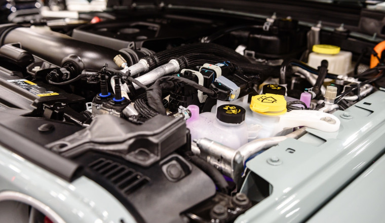 The Pros And Cons Of Swapping A Carburetor For Fuel Injection