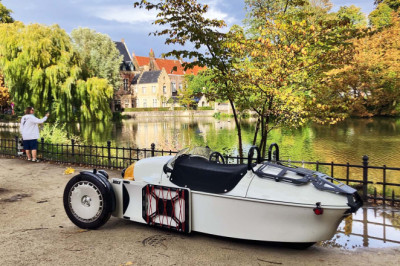 To Bruges and back in a bathtub