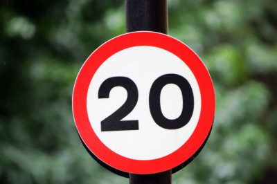 Calls to axe 20mph speed limits as UK accused of ‘anti-car sentiment’