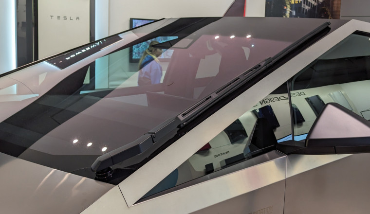 Winter Storms Expose Tesla Cybertruck's Massive Wiper Flaw: When Bold Design Becomes Dangerous