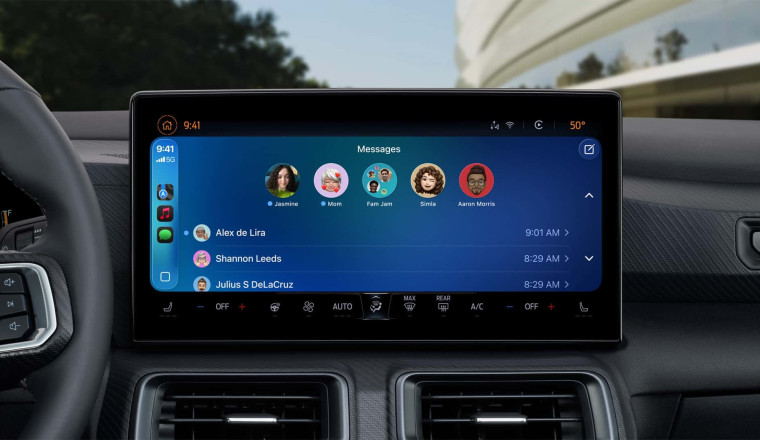 Ford Won't Ditch Apple CarPlay: 'It's a Product Our Customers Really Enjoy'