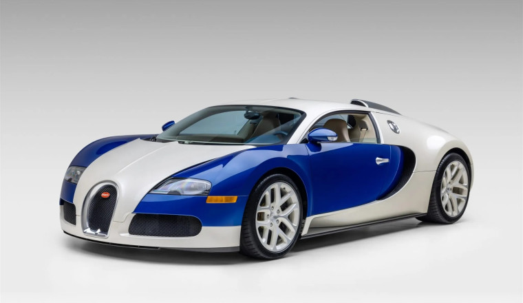 FOR SALE: 2006 Bugatti Veyron 16.4