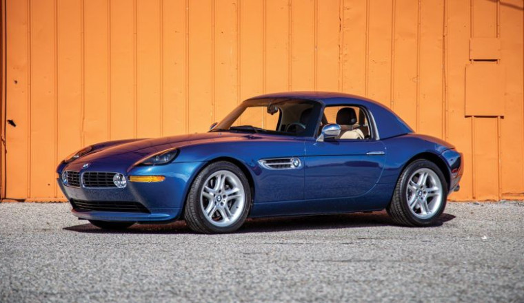 This Old BMW Is a Better Buy Than a New Ferrari. And It Was in a James Bond Film.