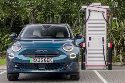 Fiat slashes EV prices by as much as £4,000 to boost dwindling sales