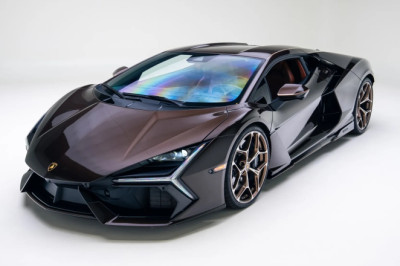 FOR SALE: 2025 Lamborghini Revuelto