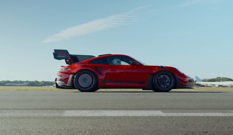 GT3 RS with Manthey Kit Beats Ford Mustang GTD