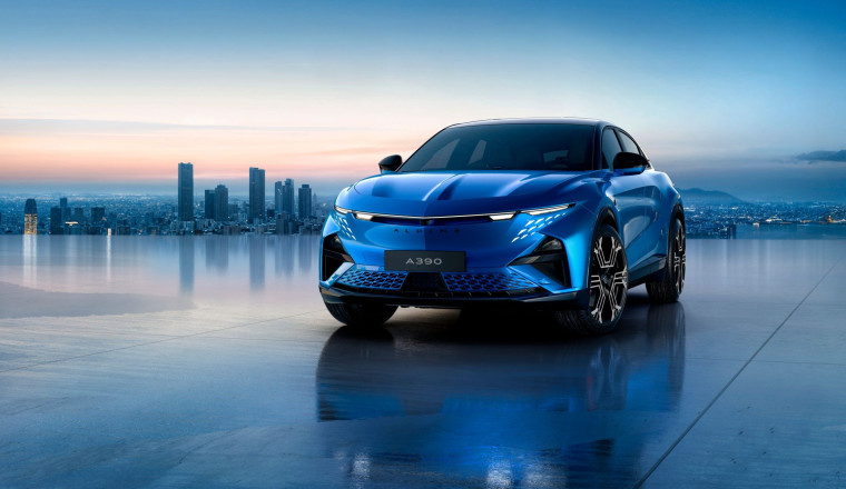 Jan 5: UK manufacturing recovers; New Venezuelan leader seeks cooperation; A390 prices