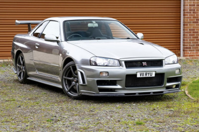 Kick Off 2026 Right With This Stunning Nissan Skyline GT-R V-Spec II