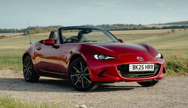 2025 UK car sales top 2,000,000