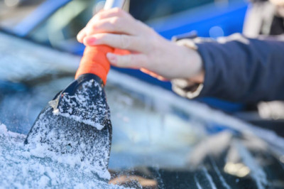 AA urges all drivers to cover windscreens with 1 household item to avoid scraping ice