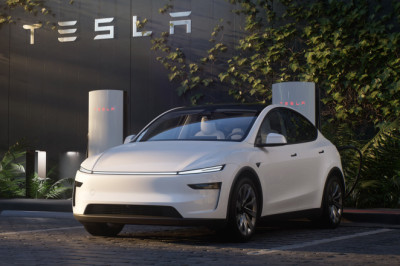 Drivers turned off Tesla by Musk’s trillionaire pay package