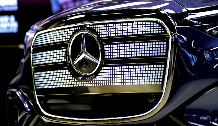 Mercedes Is Killing The EQS And Building Its Replacement In Disguise