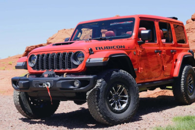 Record Ford Bronco Sales Still Weren’t Enough to Dethrone the Jeep Wrangler