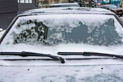 Stop de-misting your car windscreen using easy heating hack
