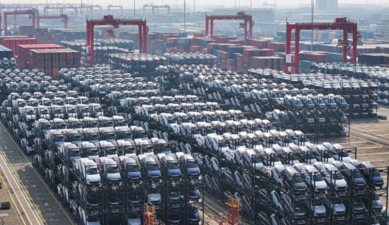 China On Track for 'Full-Scale Takeover' of Car Industry
