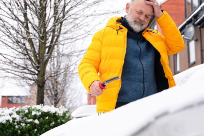 Drivers urged to carry 9 items in snow and one makes a 'massive difference' to windscreens
