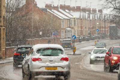 Drivers warned to do one thing before setting off during cold weather