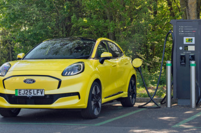 Nearly a quarter of new cars registered in 2025 were EVs