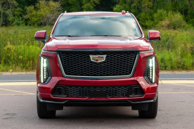 The Cadillac Escalade Is Once Again America’s Favorite Flagship SUV