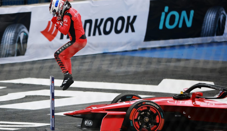Citroen gets first Formula E win via Cassidy brilliance