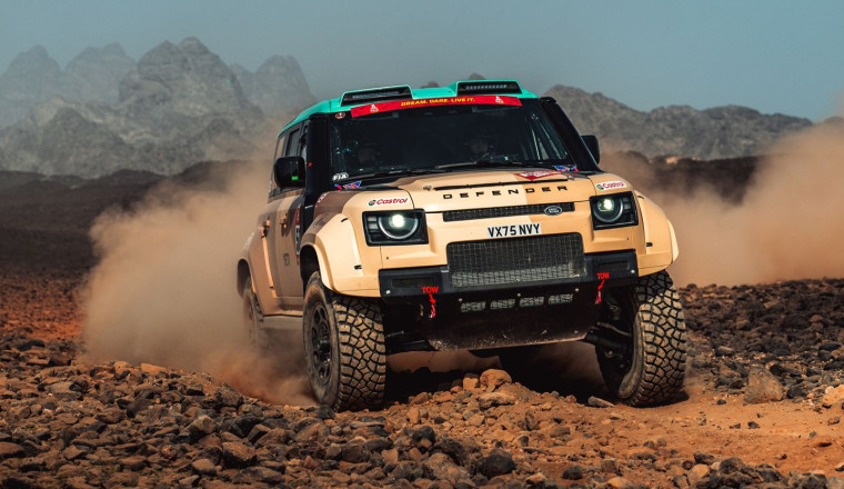 Land Rover ponders production Defender D7X-R