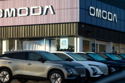 China takes big chunk of UK's new car market