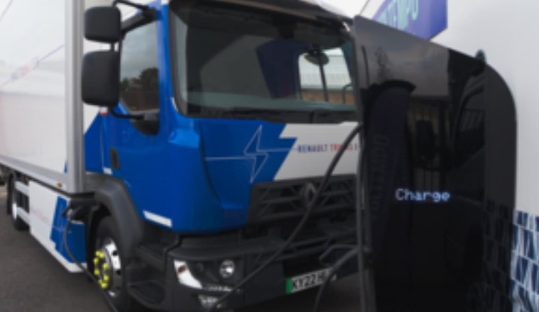 Petrol and diesel lorry ban considered by Labour in latest part of their controversial net-zero drive