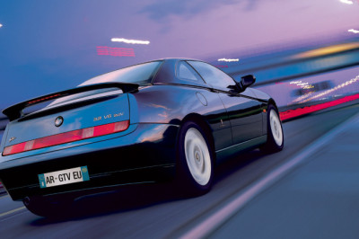 10 Of The Coolest Classic Cars Almost Nobody Bothers To Import